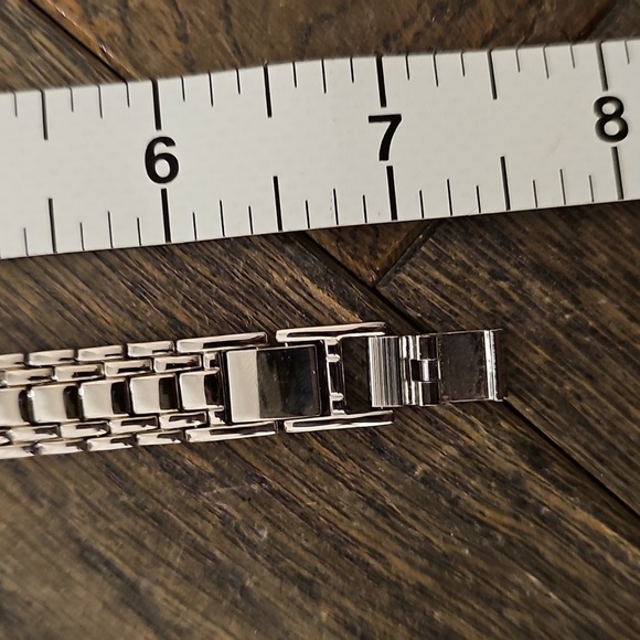 Quartz Diamond Watch - Picture 4 of 6